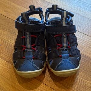 Cat & Jack Closed-Toe Sport Sandals - Navy/Gray
